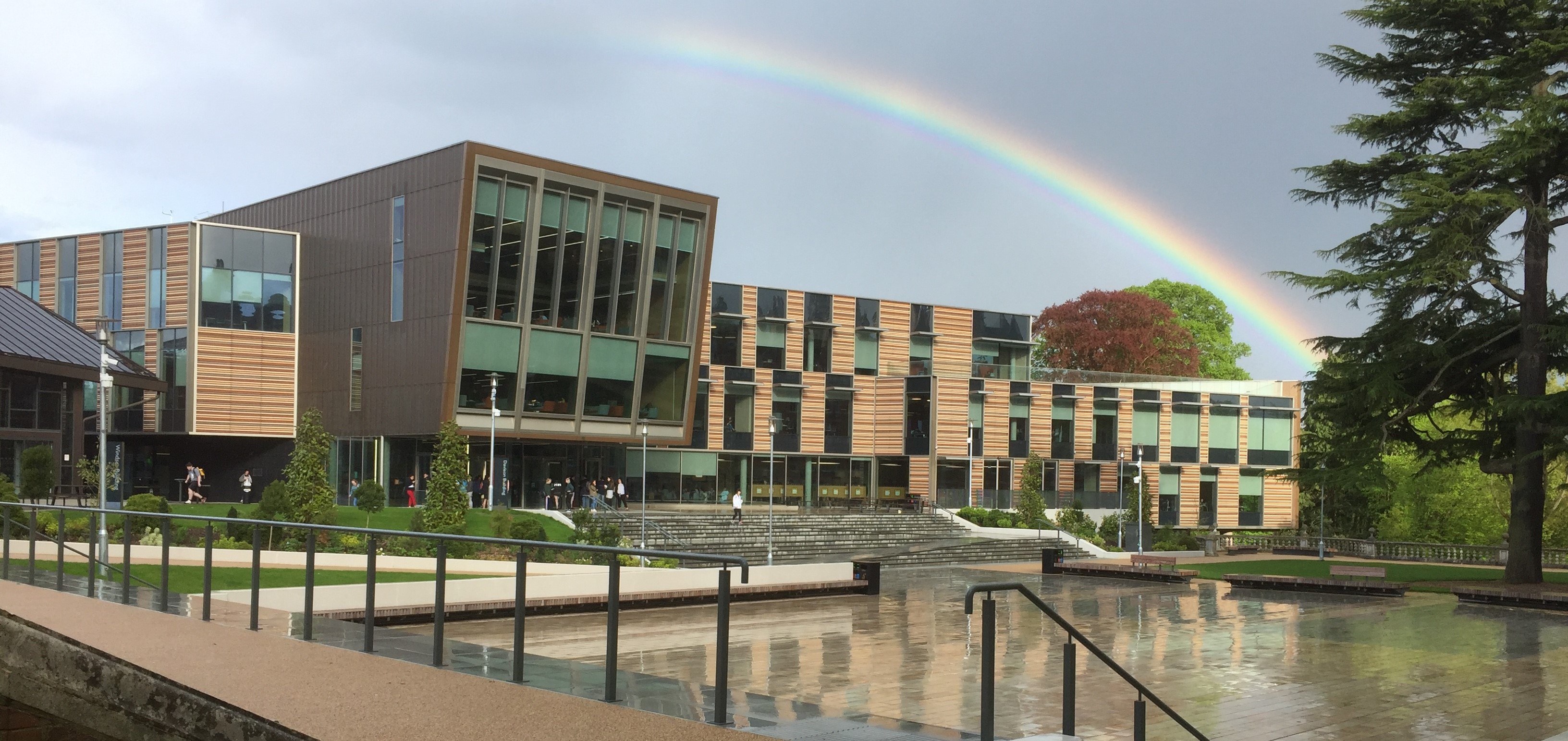 Davison Building rainbow cropped